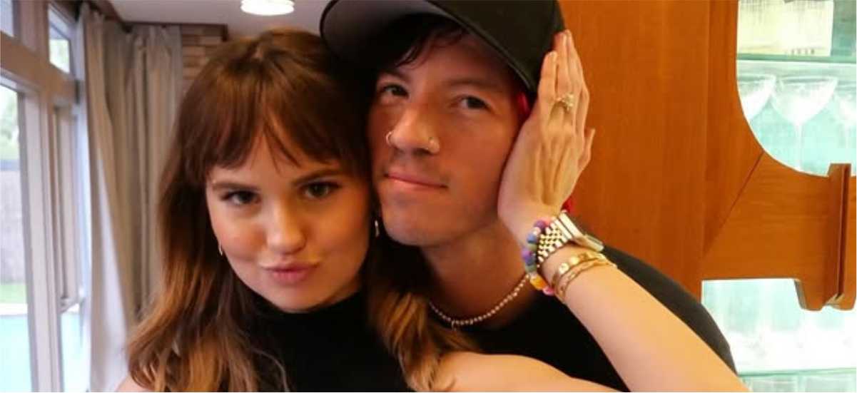 Debby Ryan, Josh Dun