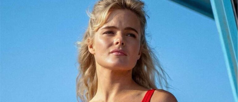 Erika Eleniak